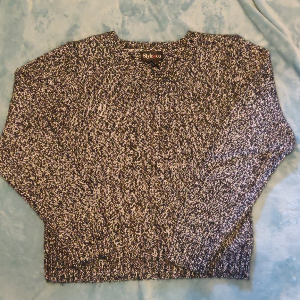 Long sleeve sweater